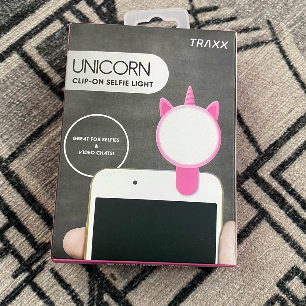 2/$14❣️ Pink unicorn selfie light rechargeable for iPhone, tablet, Samsung NWT